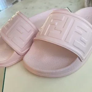 Men Kids Fendi Sliders Fendi Shoes New Fendi Kids Pool Slides Poshmark